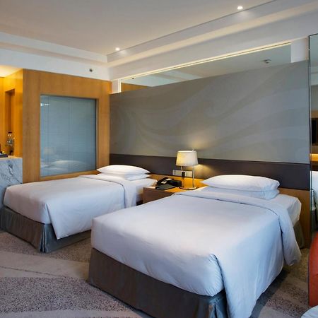 Hyatt Regency Gurgaon Hotel Екстериор снимка