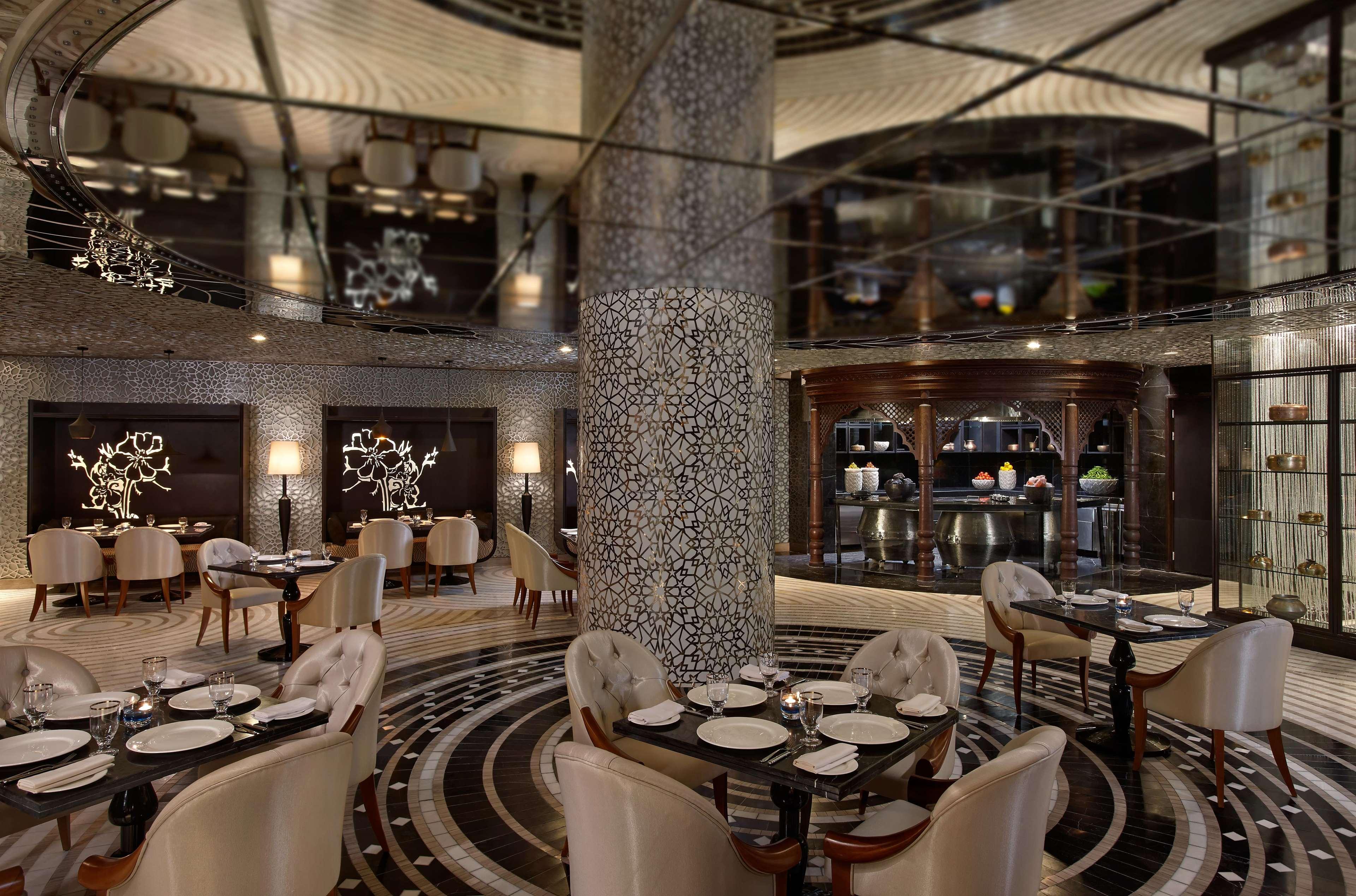 Hyatt Regency Gurgaon Hotel Екстериор снимка