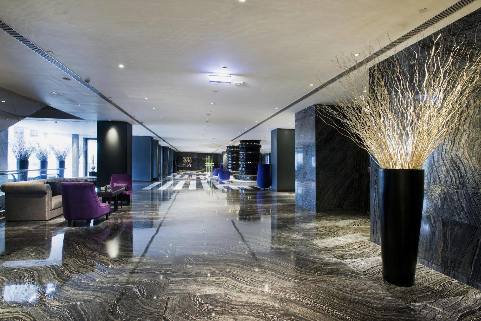 Hyatt Regency Gurgaon Hotel Екстериор снимка