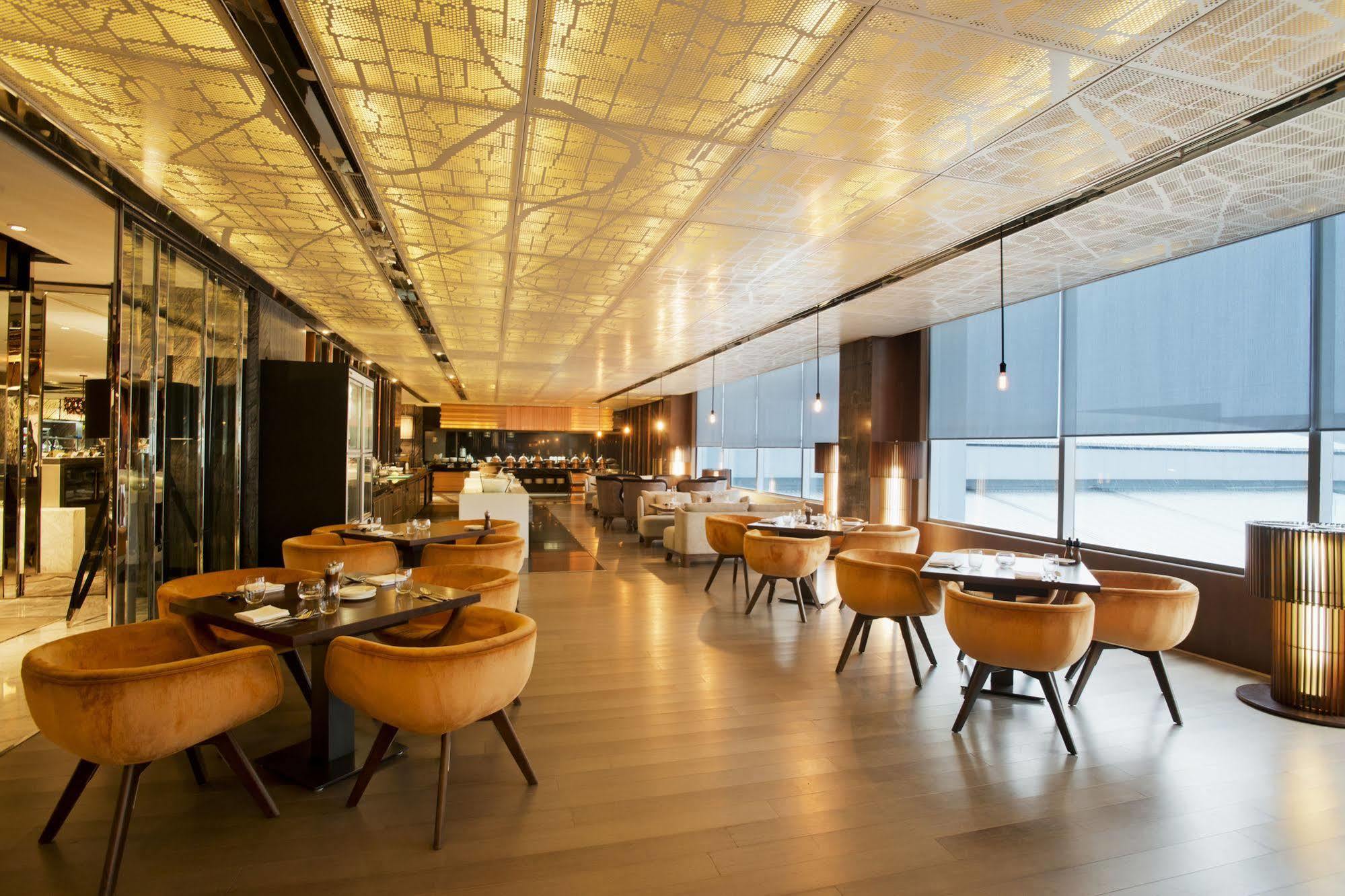 Hyatt Regency Gurgaon Hotel Екстериор снимка