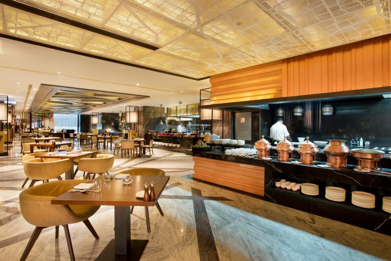 Hyatt Regency Gurgaon Hotel Екстериор снимка